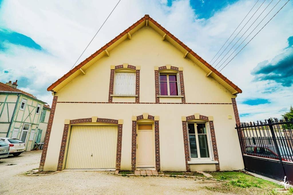 Duplex Centre Ville 6 Personnes Troyes Esterno foto